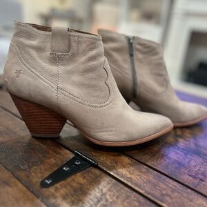 Frye Women's Ankle Boots in Taupe
